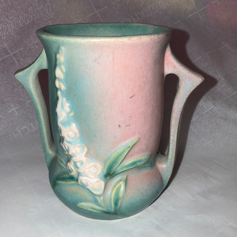 Roseville pottery Green and Pink Foxglove Vase 42-4  made in USA